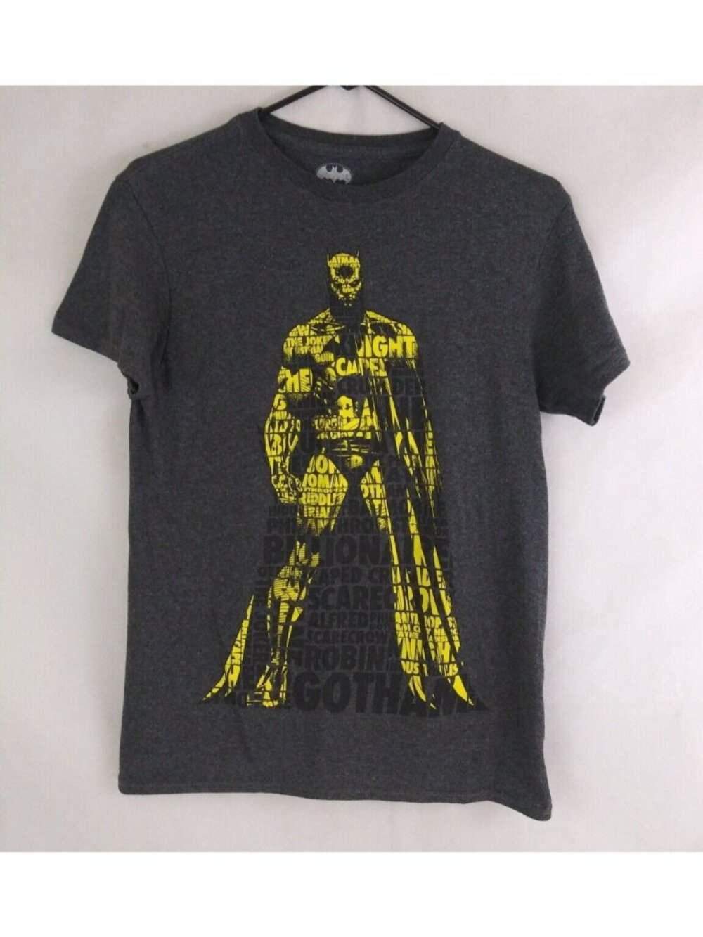 DC Comics Batman Gray & Yellow Men's Graphic T-Shirt Size Small